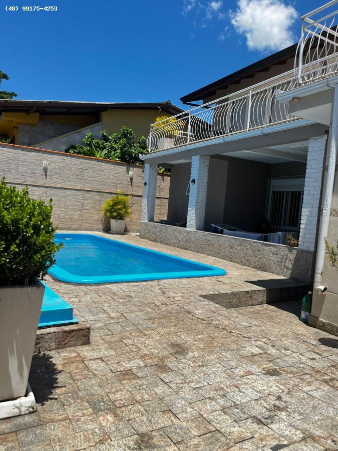 Casa para Venda, em São José, bairro Centro de São José, 3 dormitórios, 3 banheiros, 2 suítes, 2 vagas